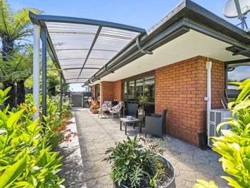 'Ayers' to Your New Home