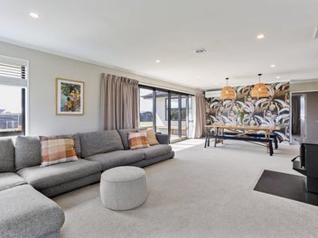 Easy Living, Perfect Lifestyle