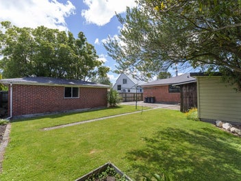 Long Term Hold, Short Walk to Sold