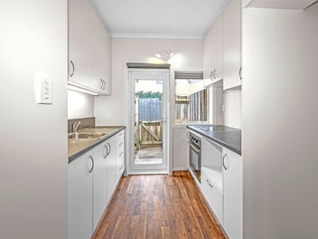 Cashmere High Zone, Double Glazed, Double Garage