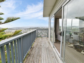 Home & Income Sunshine Winner