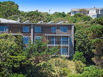 Big Living. Big Views. Sensible Money.