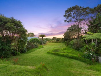 Land, Coastal Views and Community