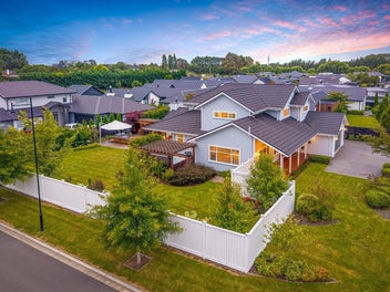 Luxury Without the Wait !