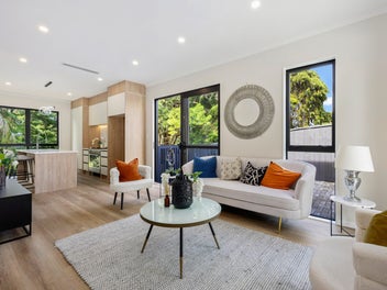 Boutique Living Overlooking Remuera Golf Course