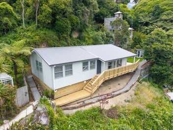 A TE ARO UNICORN - BRAND NEW HOME