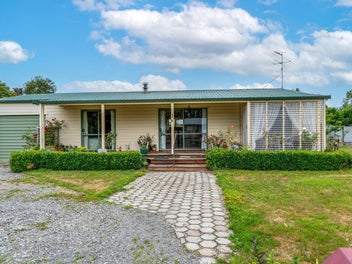 Easy Living – A Must-See