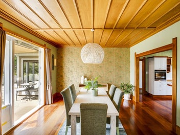 Distinguished Hill residence of scale and serenity