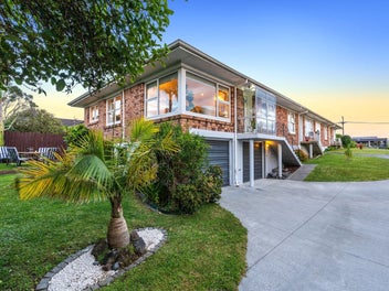 Auction this Thursday 1:30pm!