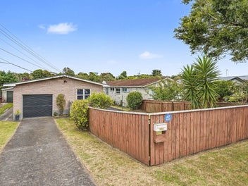 Raumati Beach Townhouse - BEO $600,000