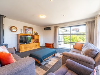 Modern Comfort Meets Effortless Living