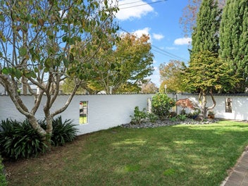 Timeless 1940s Character In The Heart of the GZ