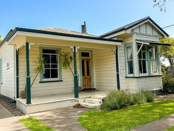 Character Without the Chill - Fully Insulated Gem