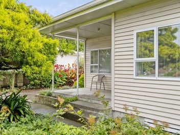 Lovely living on Lawrence