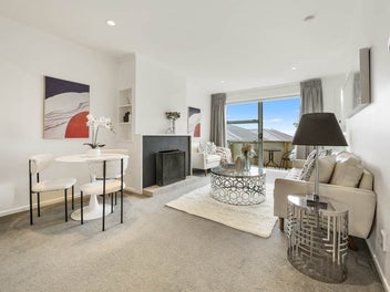 The Perfect Entry Level Into The Grammar Zone