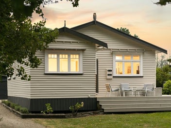 Entry level character lifestyle - ideal location