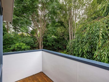 Opportunity In Hillcrest