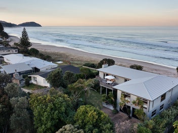 Beachfront Bliss at Wainui