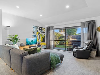 Be Quick, Willow Avenue Won’t Wait!