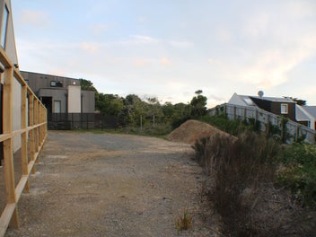 Korokoro Section with Wellington Harbour Views!
