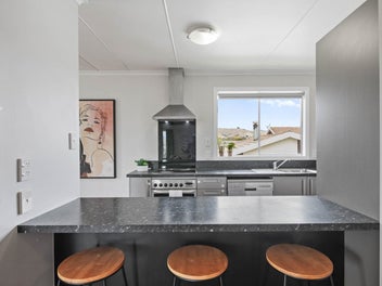 Big Home, Big Options - Close To Town