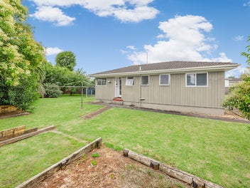 Prime 1075sqm Flat Freehold Opportunity