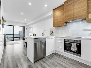 Urgent Sale - Vendor Has Relocated Overseas