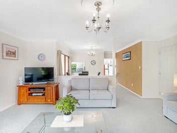 Superb Saint Johns Hill town house