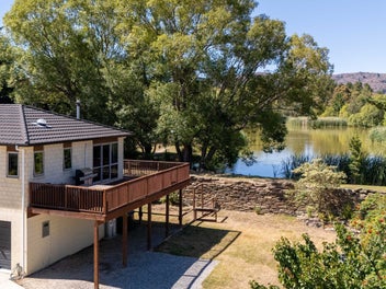 Your Central Otago Retreat Awaits