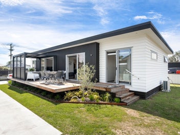 Flexible Beach Living | Whangamata