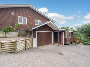 Priced well below CV | Motivated vendors