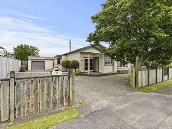 Warm, Homely & Full of Charm