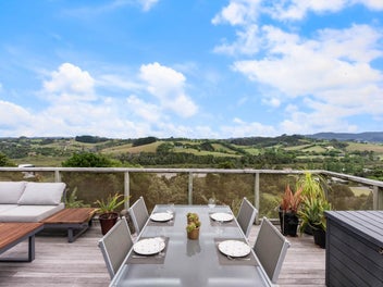 Matakana Coastal Gem – Must Be Sold!