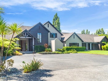 Refined Estate Living in Coatesville