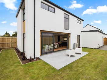 When Size Matters! Brand New with Double Garage