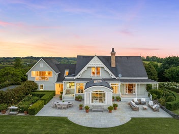 THE GRANGE- NORTH AUCKLANDS FINEST ACREAGE ESTATE