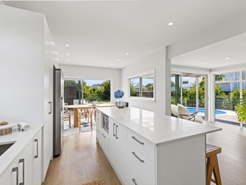 Strowan Gem - Timeless Character & Modern Living