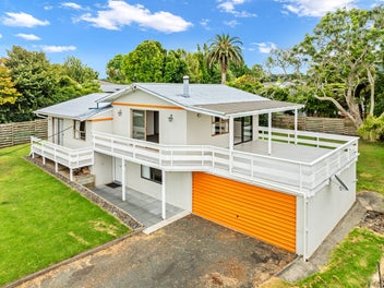 Elevated Living in Sought-After Maunu