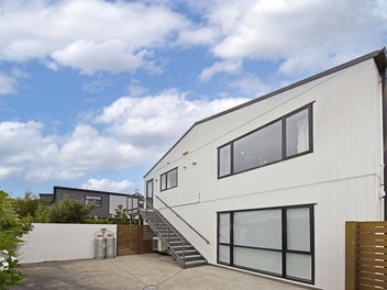 Attractive Affordable Apartment