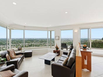 Breathtaking Views and Cashmere High Zone