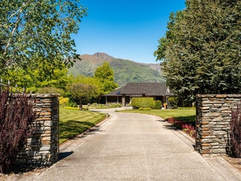 Large Family Home with Huge Subdivision Potential