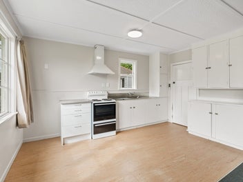 Under offer - excellent potential