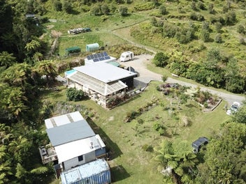 Off Grid Living