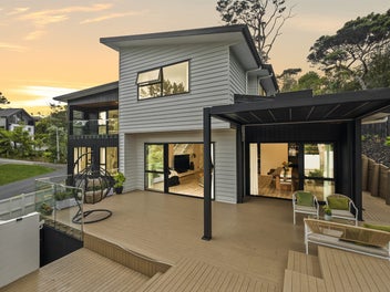 URGENT SALE: BESPOKE DREAM HOME – MOVE-IN READY