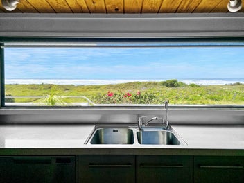 One Two Three Sand - Coastal Retreat