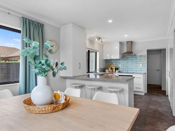 Modernised & Move In Ready