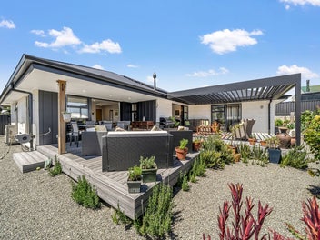 Private Executive Living