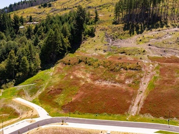 Arthurs Point Single Sections for Sale