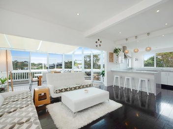 Sun, Privacy, and Incredible Outlook