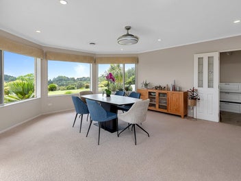 Commanding Views. Exceptional Maunu Lifestyle.